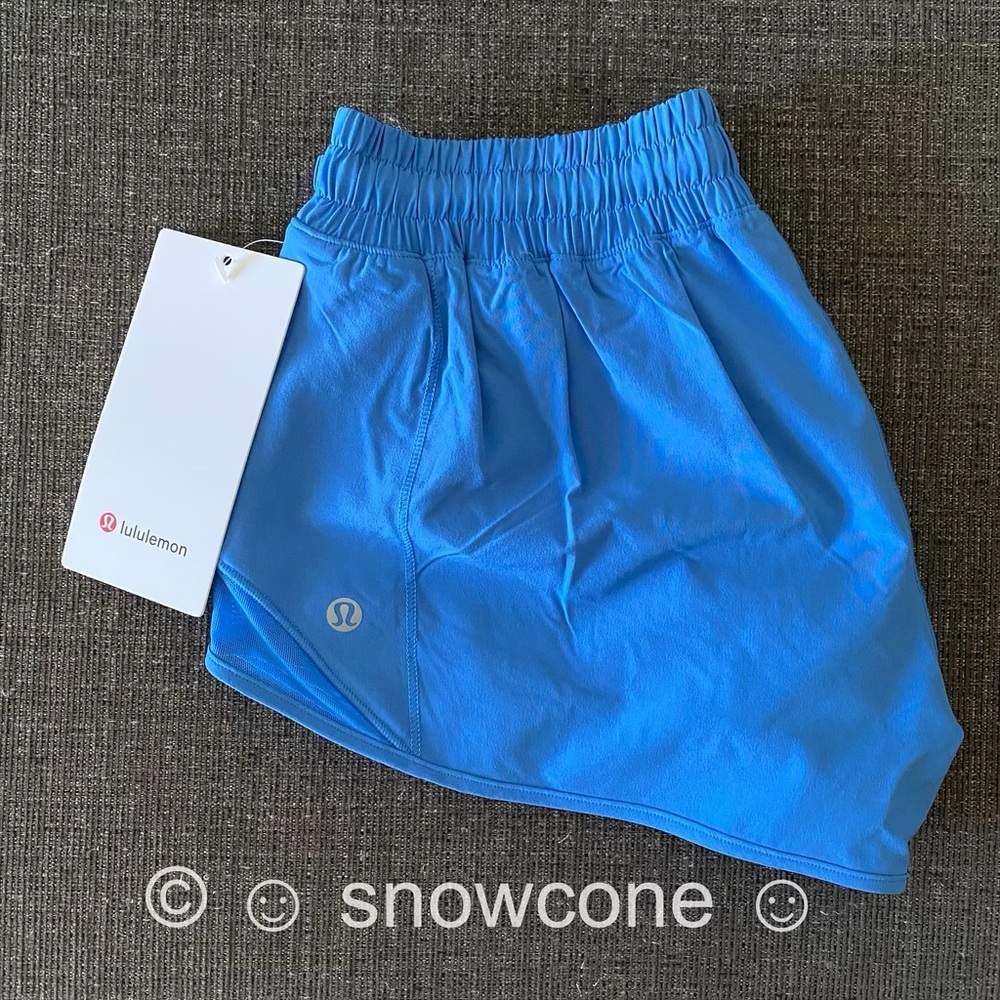 Lululemon Hotty Hot Short 2.5” BLUE NILE 💙